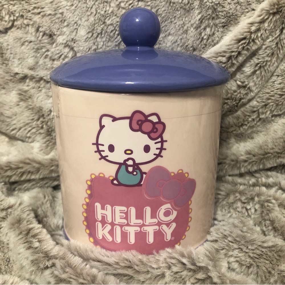 Hello Kitty Canister/Cookie Jar - Brand New